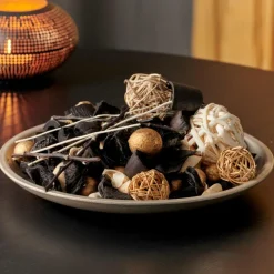 CASA ESCAPE BLACK OUDH Pot-pourri Nero| Prodotti Profumati