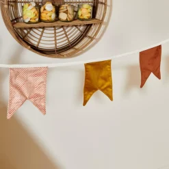 CASA LEON Festone Bandierine Rosso| Kids